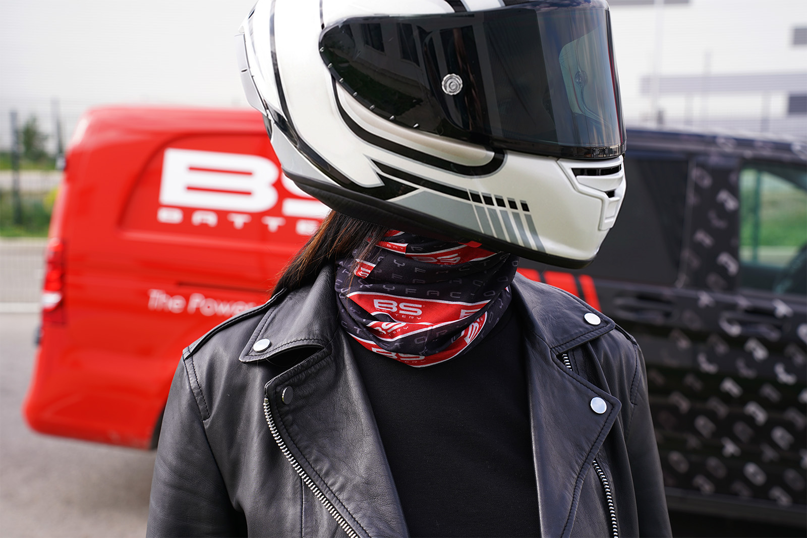 BS_IN_SITU_NECK_WARMER_LD