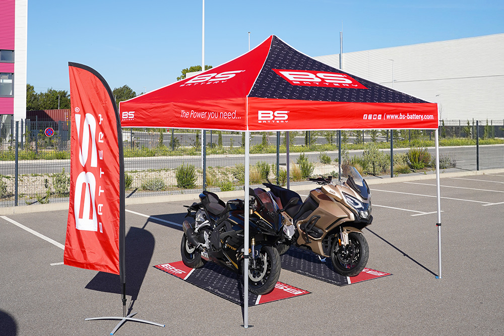 BS_IN_SITU_TENT_WINDFLAG_LD