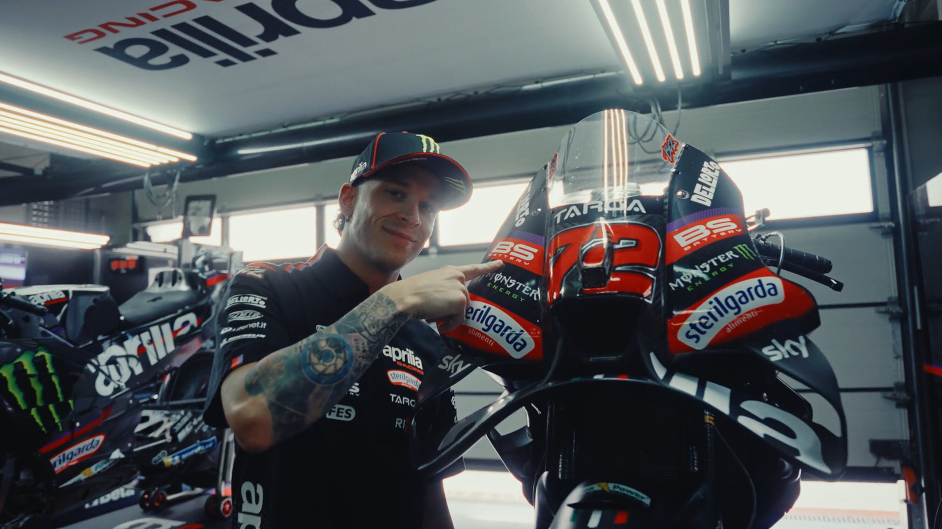 APRILIA YT